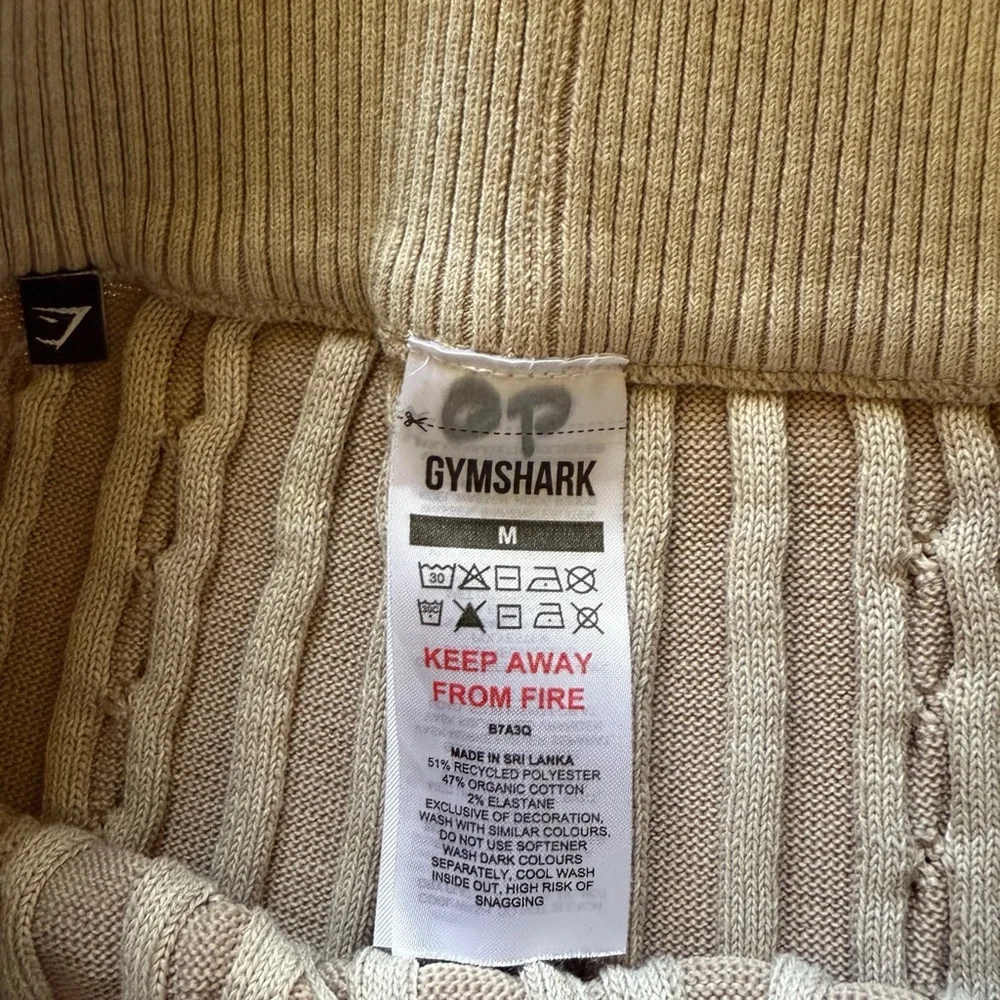 Gymshark Pants. - Picture 3 of 4